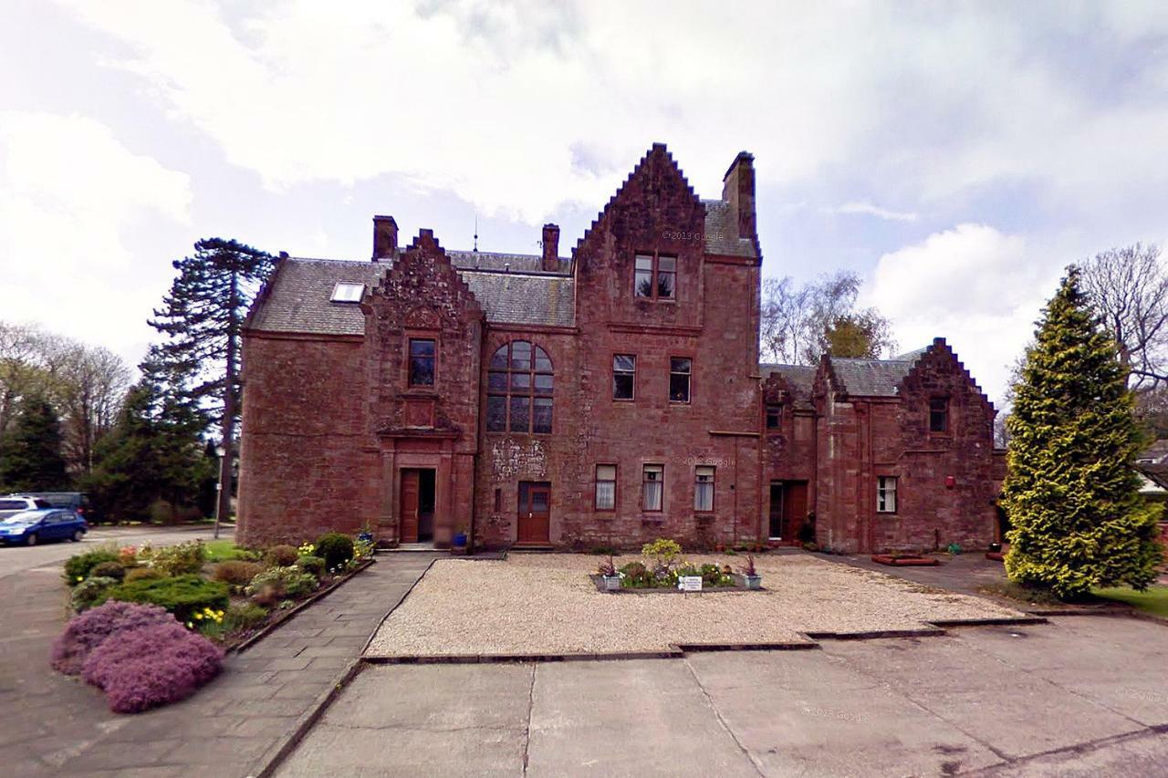 Butler'S Apartment. Flat 5, Dalmore House, Helensburgh, Scotland G84 8Jp ภายนอก รูปภาพ